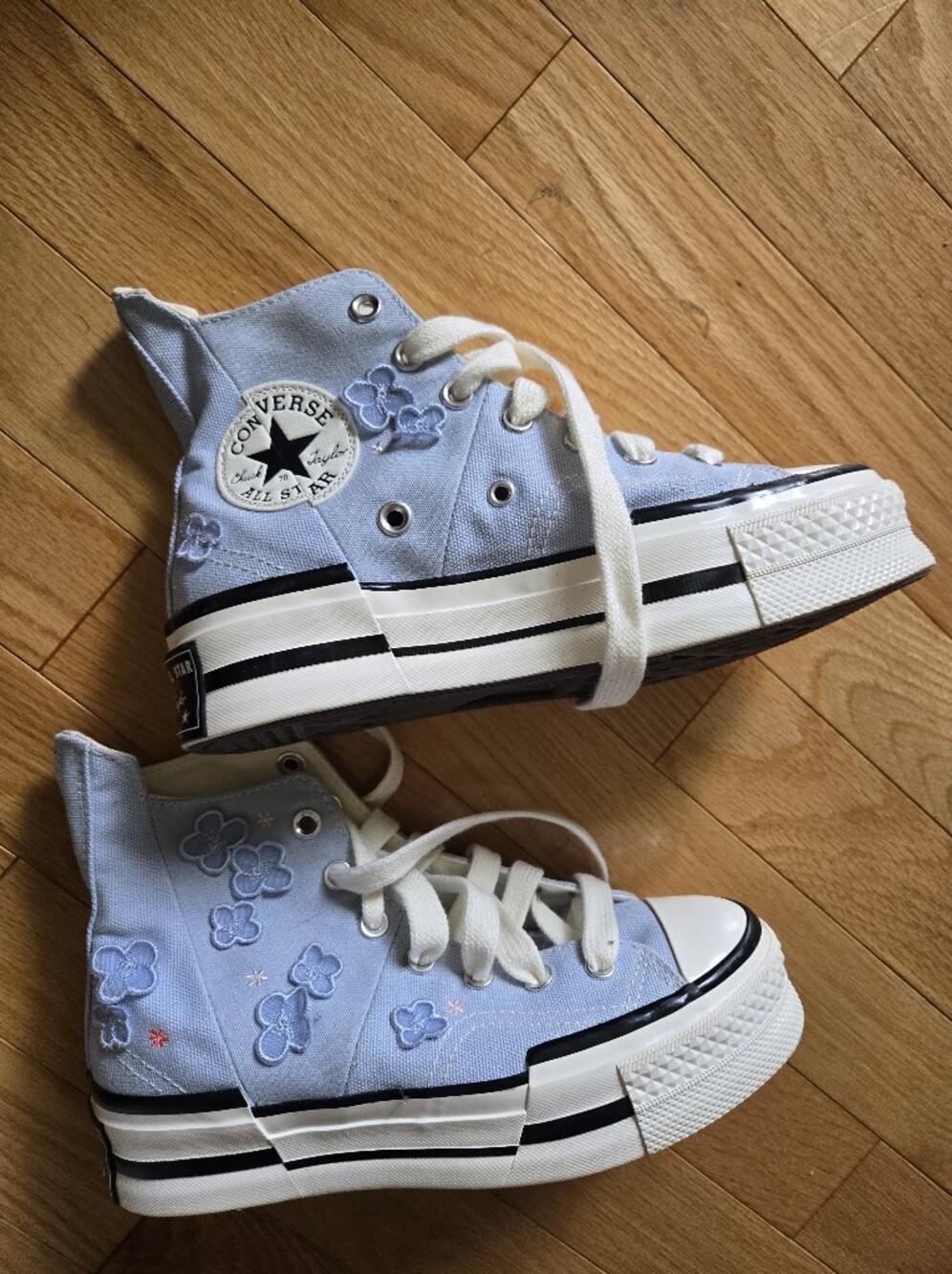 Converse Light Blue Floral Platform High Top Sneakers - 7